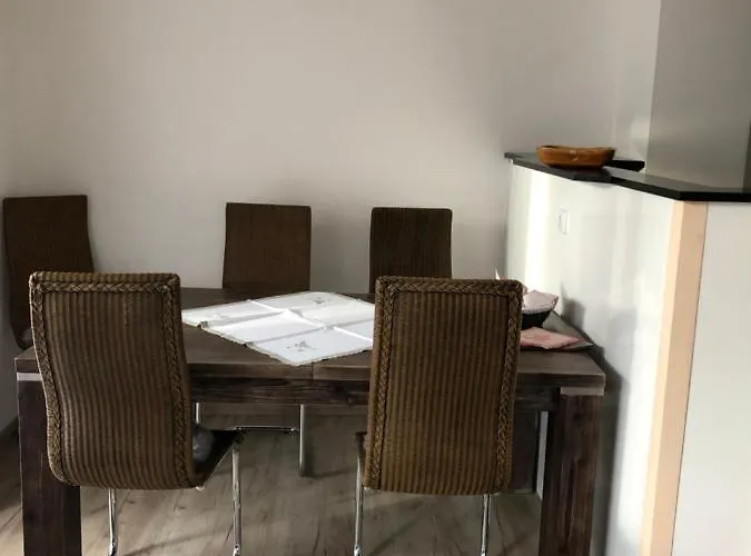 Gaestehaus Aurikel 10 *