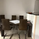 Gaestehaus Aurikel 10 *