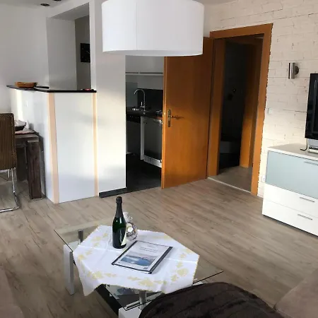 Apartment Gaestehaus Aurikel 10